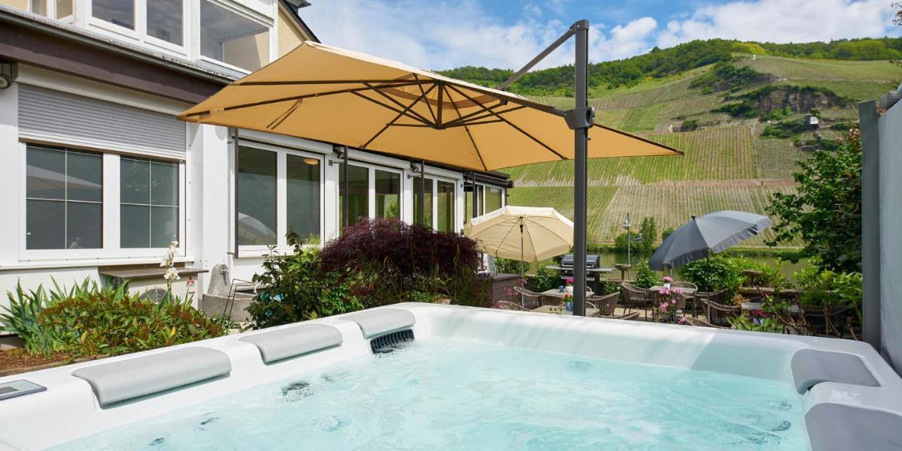 Bed and Breakfast Sonnenuhr Bernkastel-Kues Esterno foto