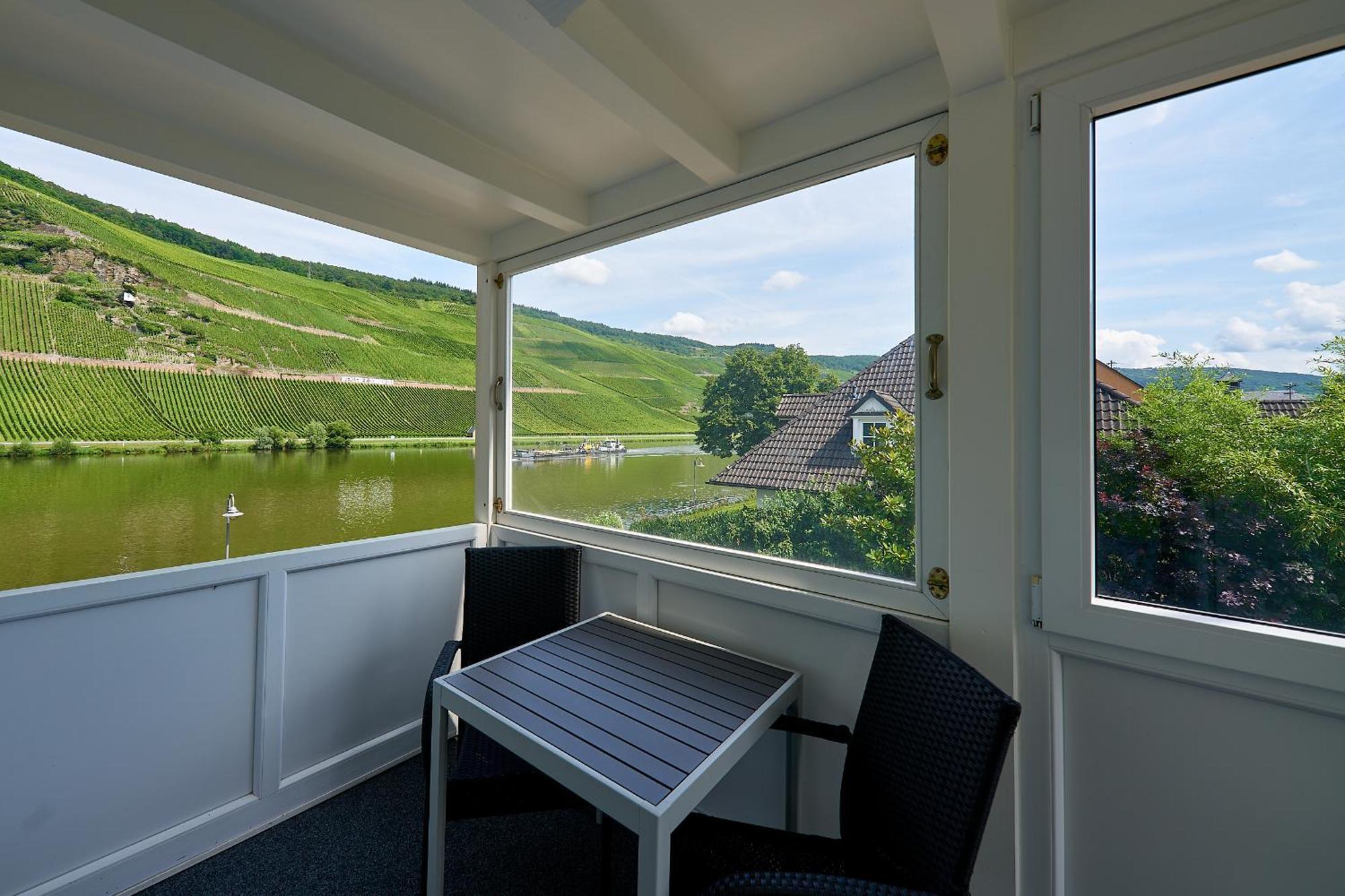 Bed and Breakfast Sonnenuhr Bernkastel-Kues Esterno foto