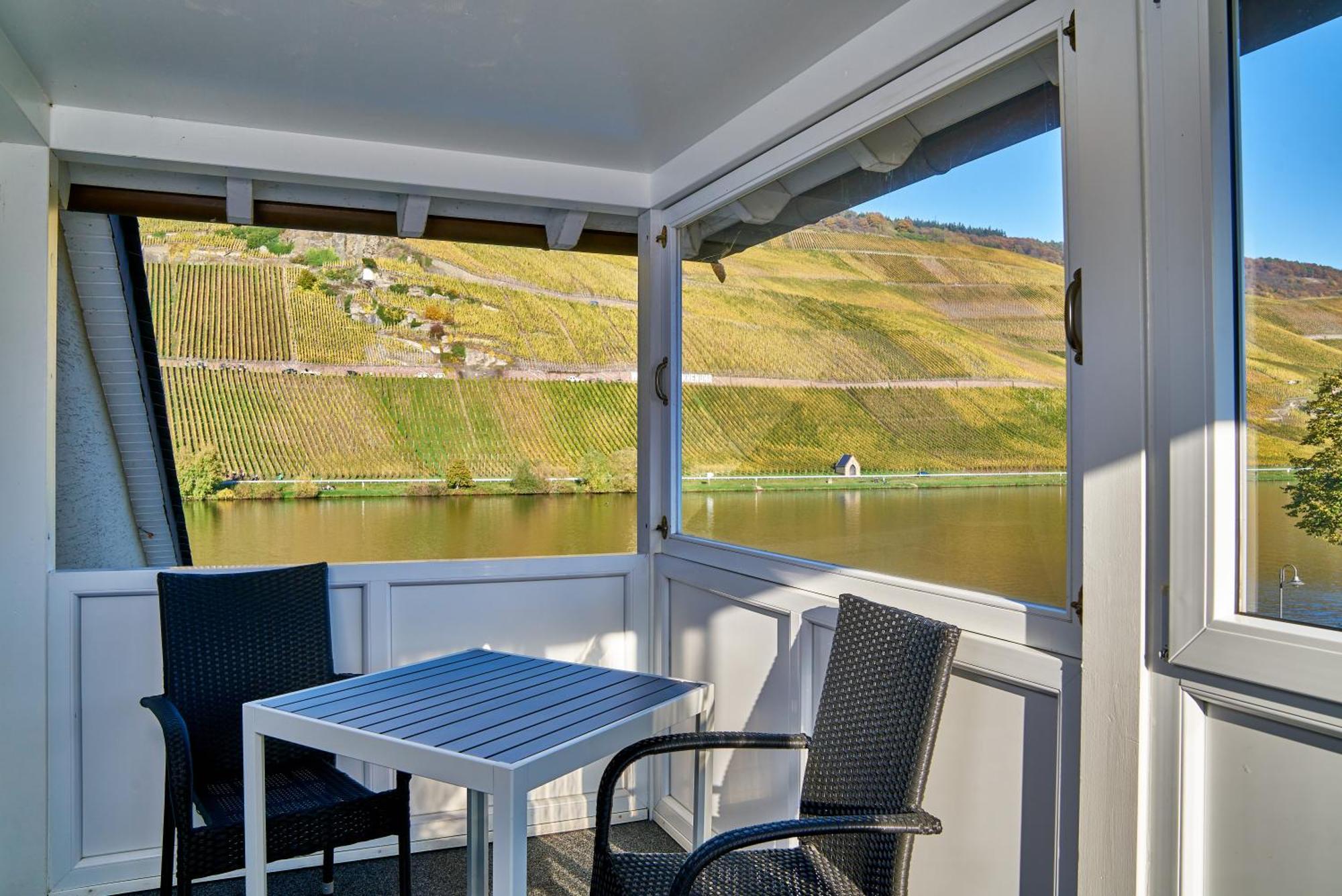 Bed and Breakfast Sonnenuhr Bernkastel-Kues Esterno foto