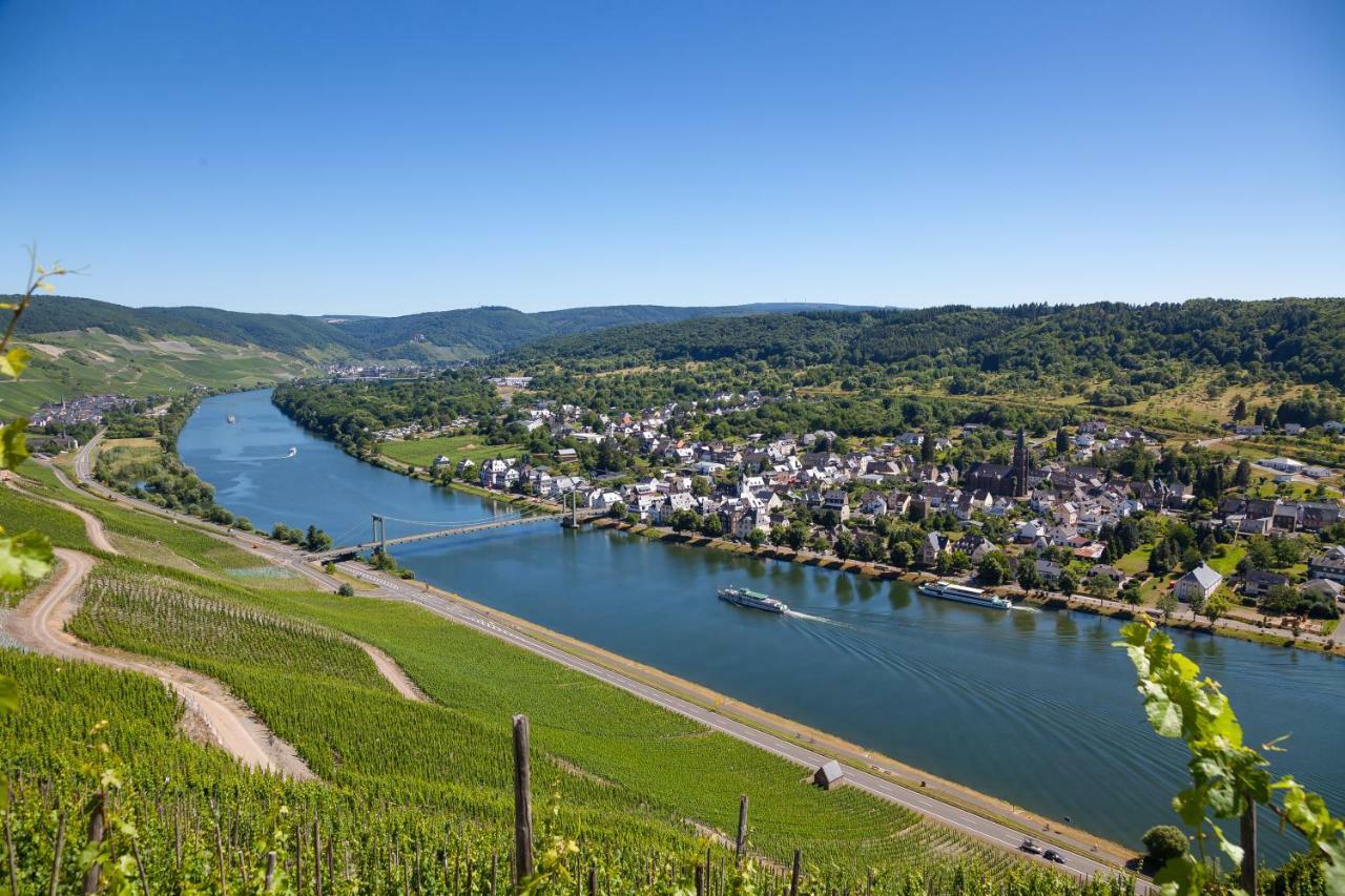 Bed and Breakfast Sonnenuhr Bernkastel-Kues Esterno foto