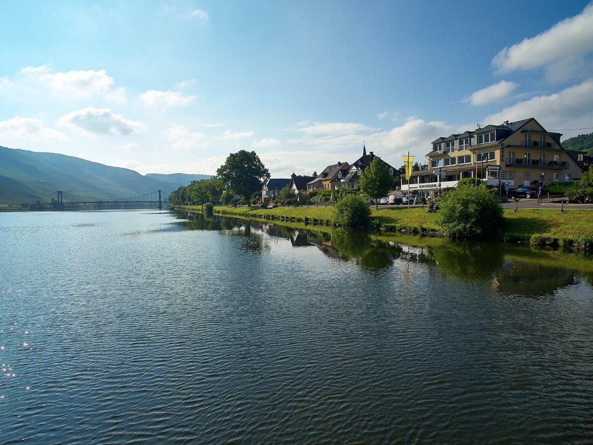 Bed and Breakfast Sonnenuhr Bernkastel-Kues Esterno foto