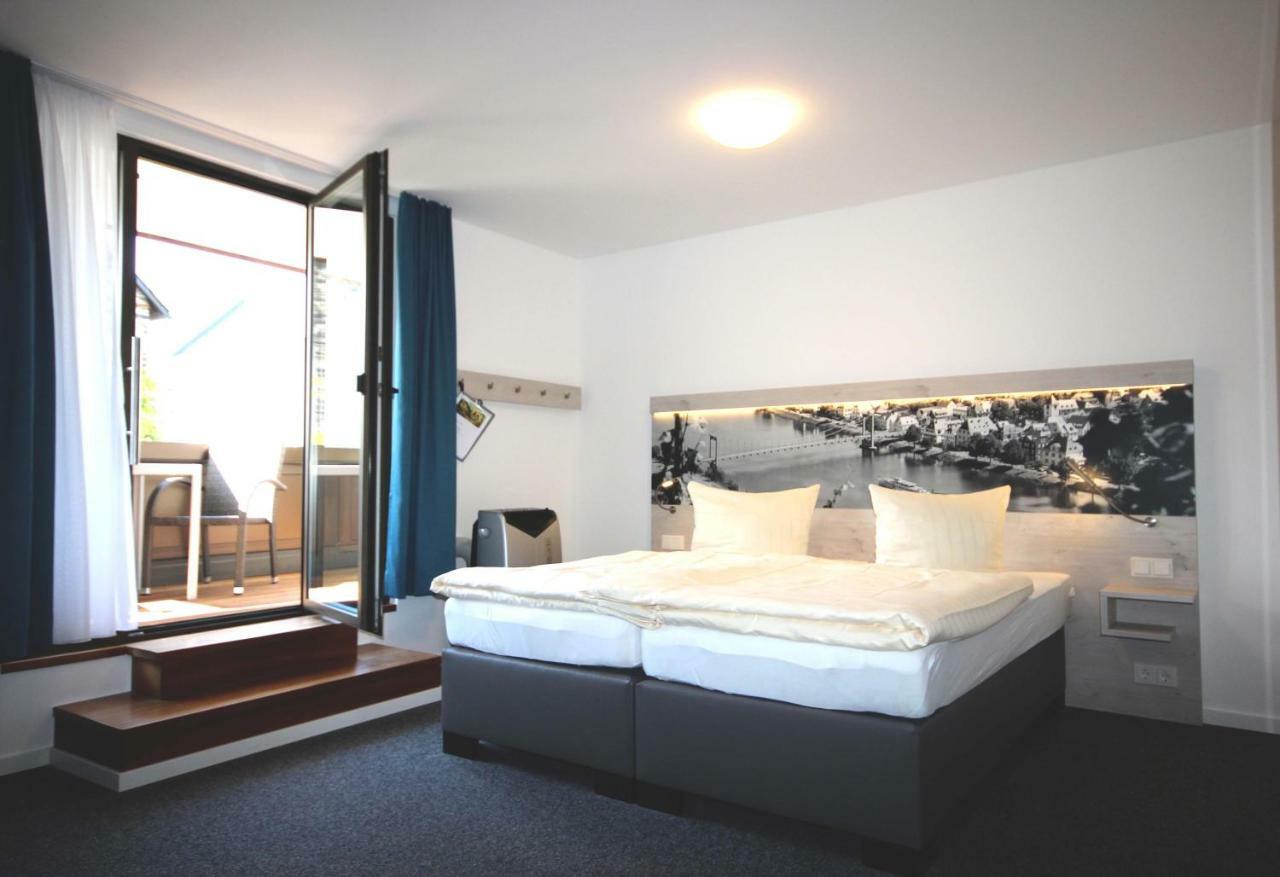 Bed and Breakfast Sonnenuhr Bernkastel-Kues Esterno foto
